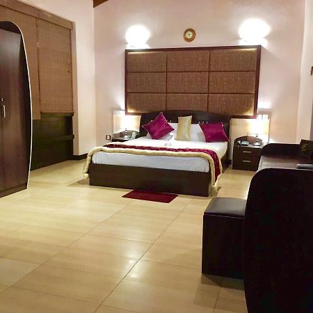 Villa Grand Kandana Ngoại thất bức ảnh